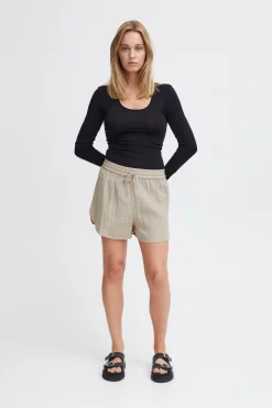 IAFOXA Shorts