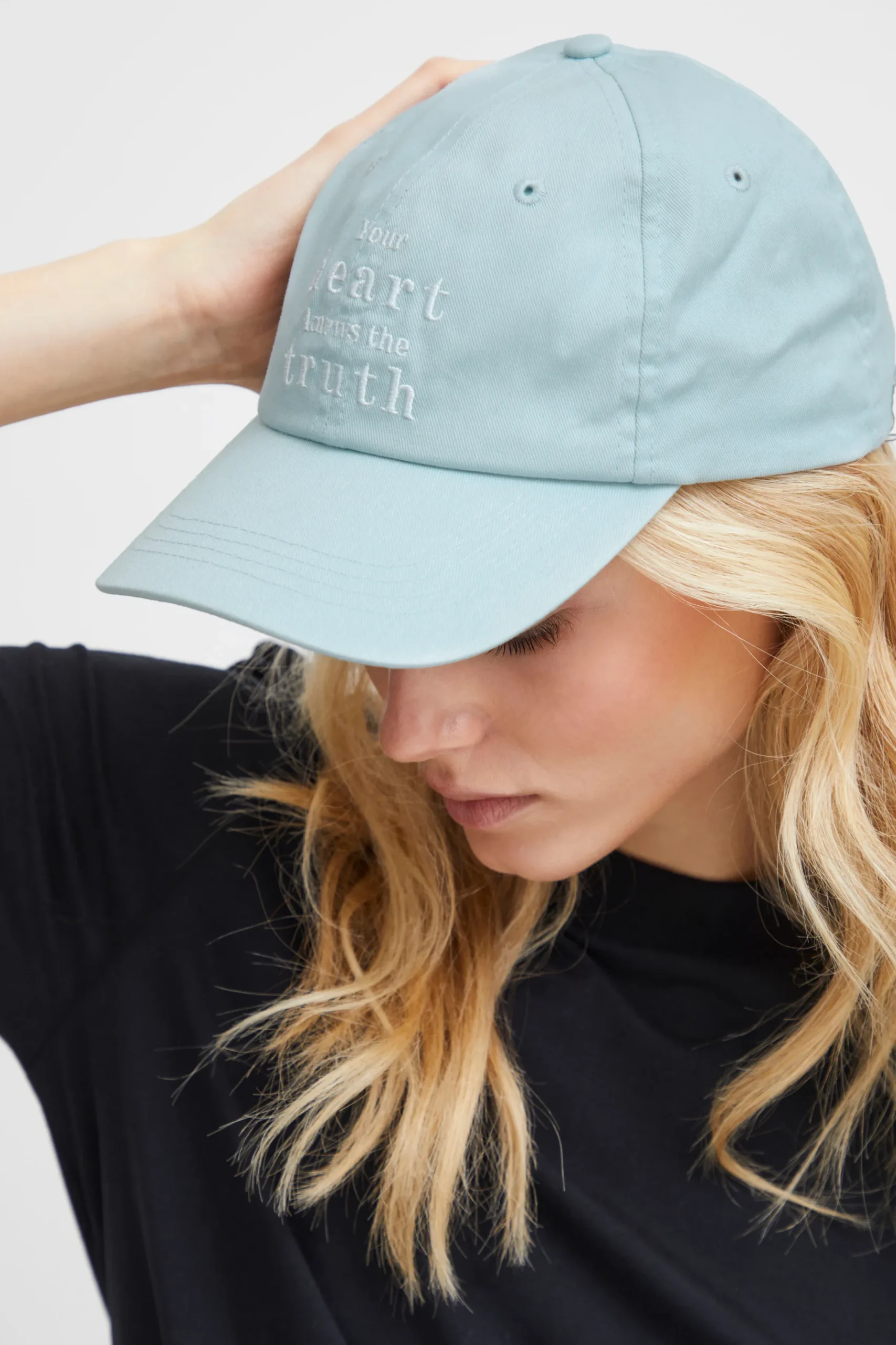 IAKIM Chapeau