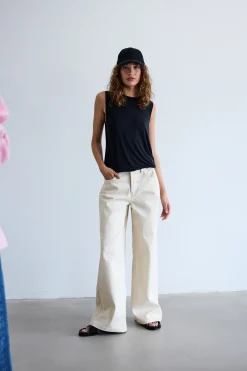 IHCAROLINAS Jeans