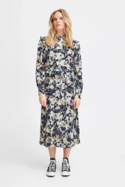 IHGANAVA Robe
