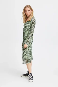 IHISTA Robe