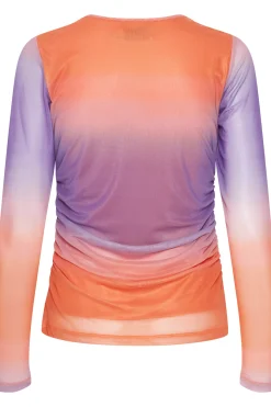 IHISTA T-shirt