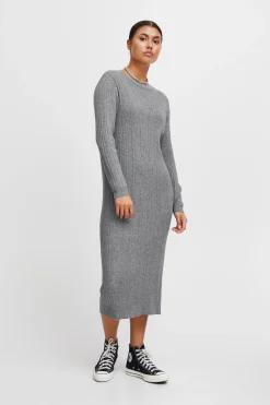 IHKAVA Robe