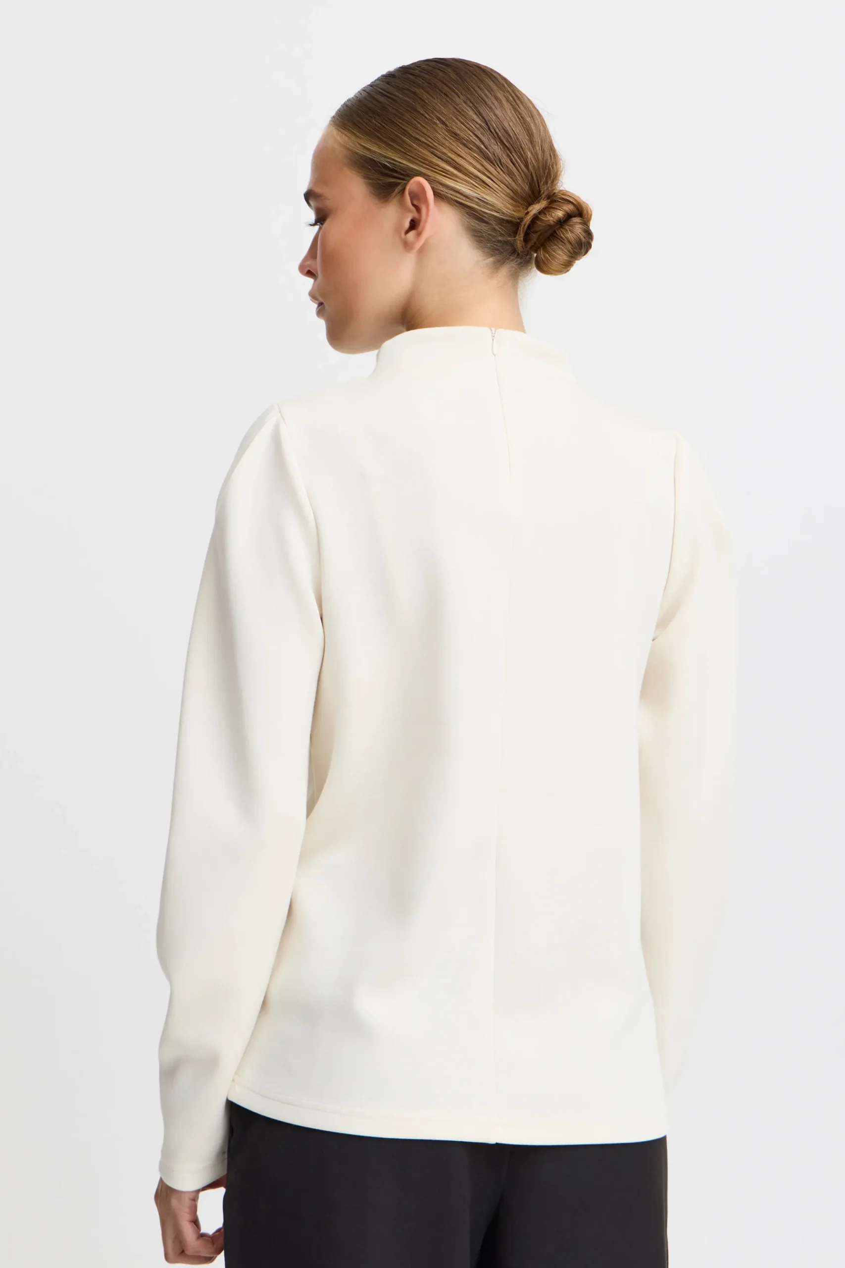 IHNAIDA Blouse
