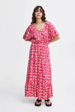 IHNASREEN Robe