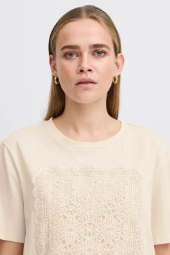 IHNAYOLA T-shirt