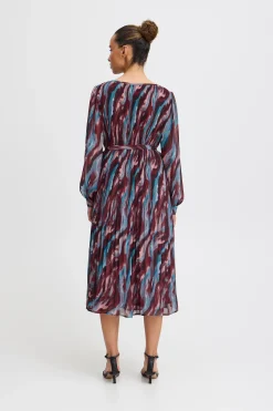 IHNEALLY Robe