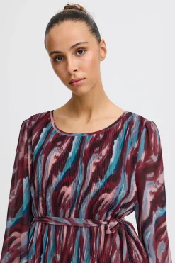 IHNEALLY Robe