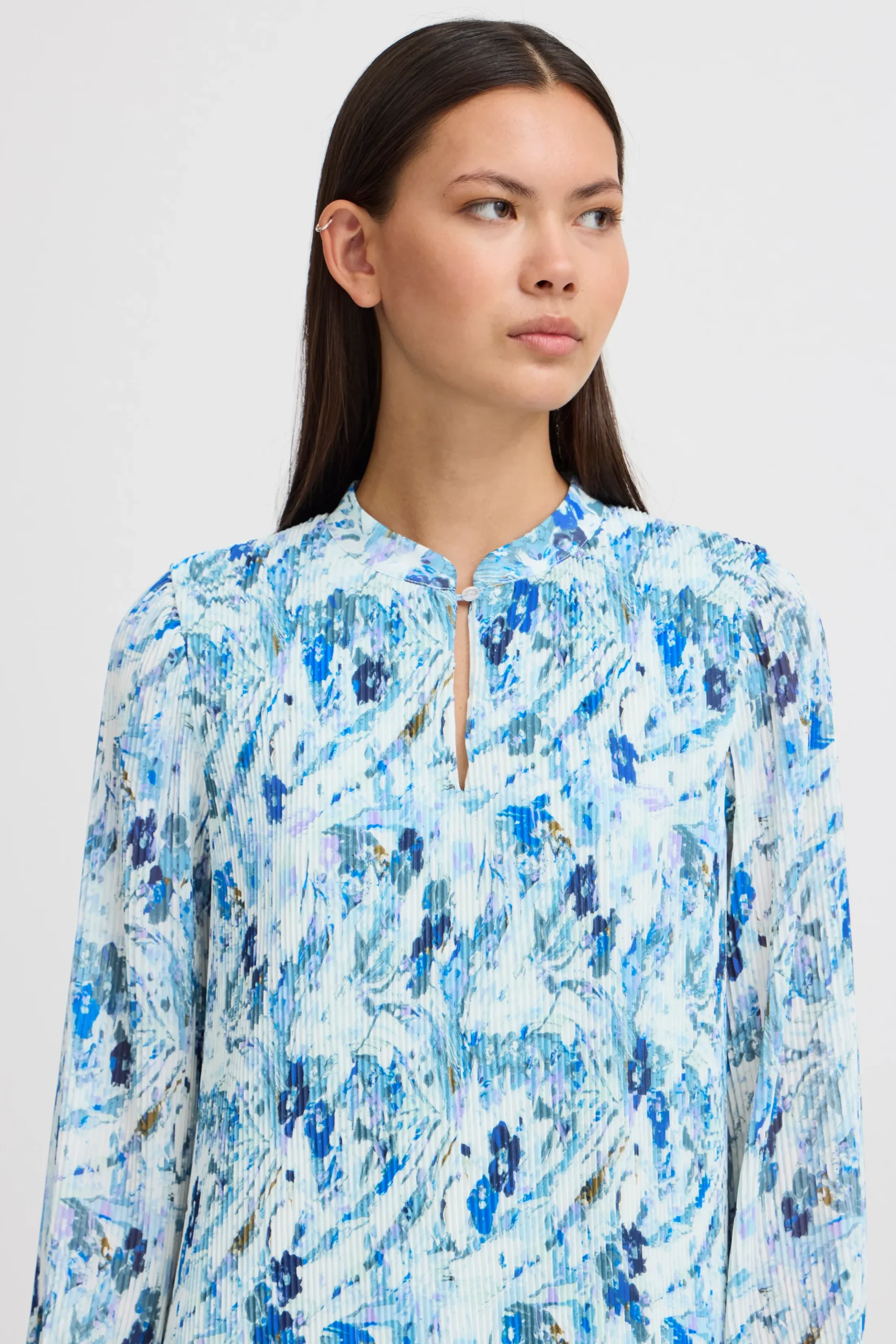 IHNEALLY Robe
