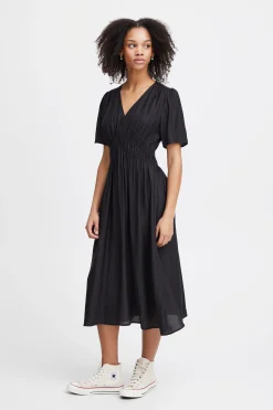 IHQUILLA Robe