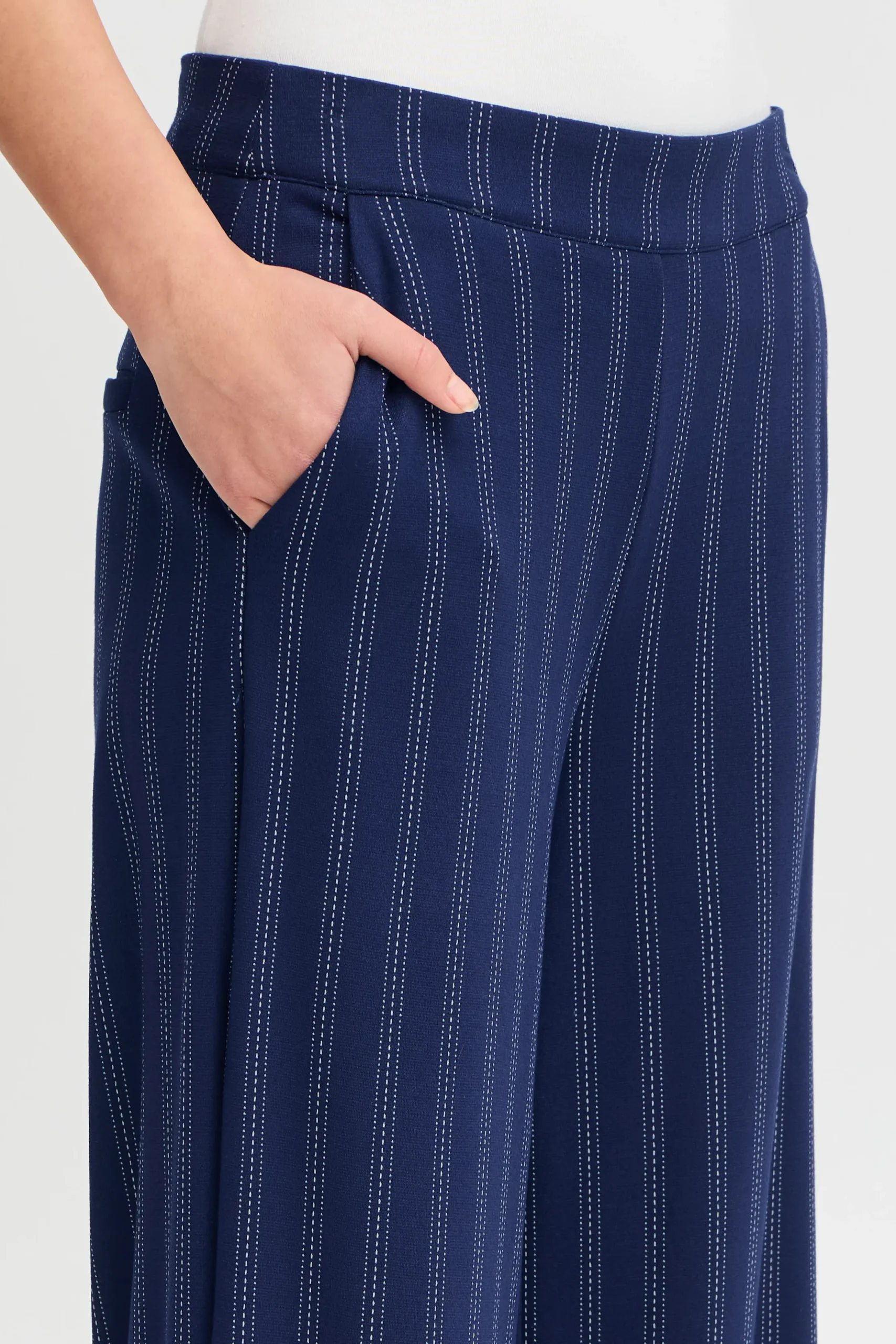 IHRUTIPantalon Casual