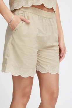 IHSAIDI Shorts