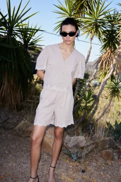IHSAIDI Shorts