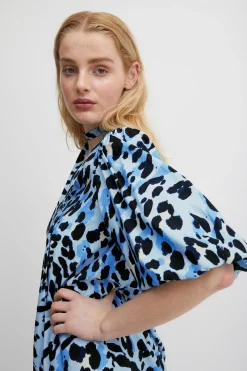 IHSEONORA Robe