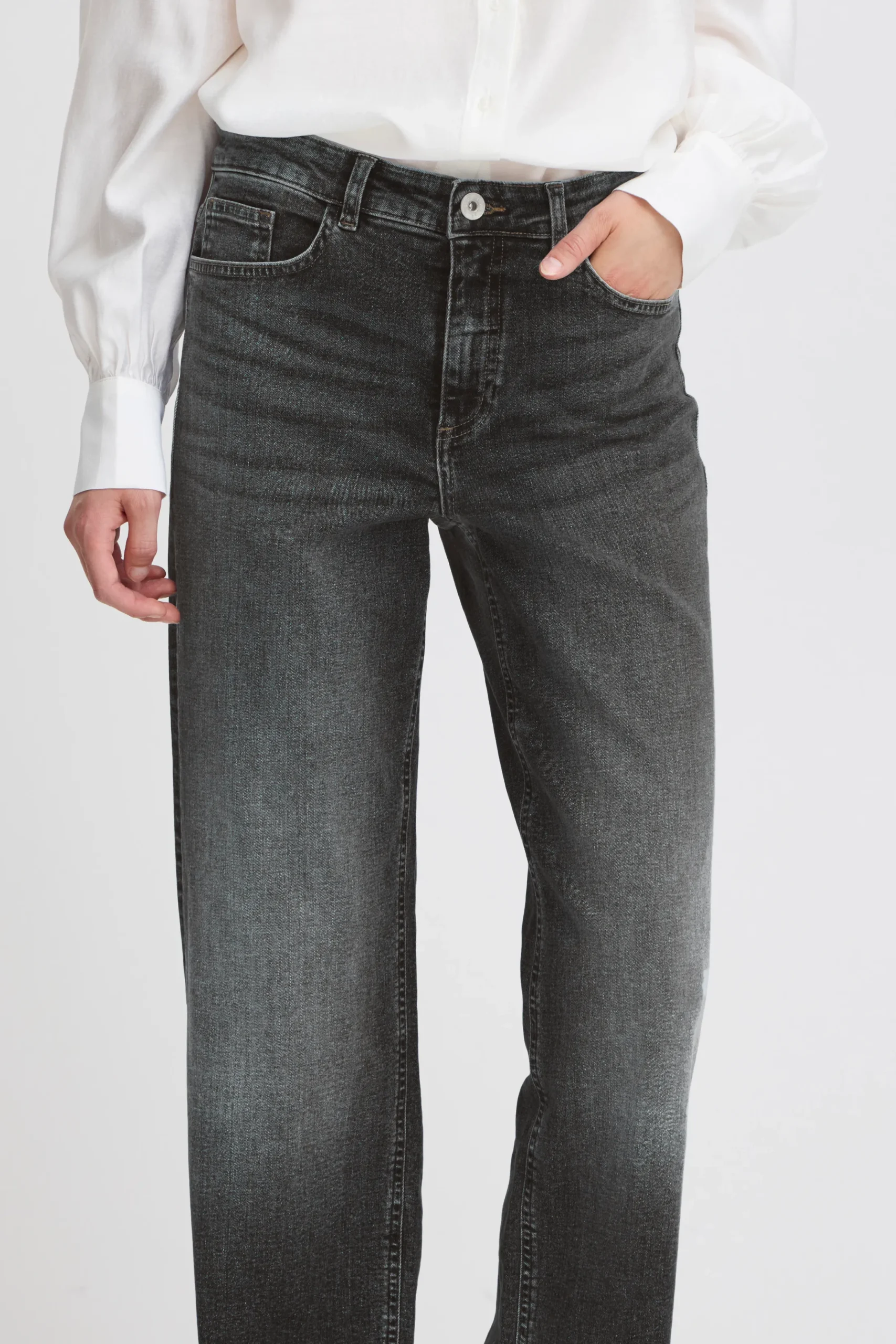 IHTWIGGY Jeans