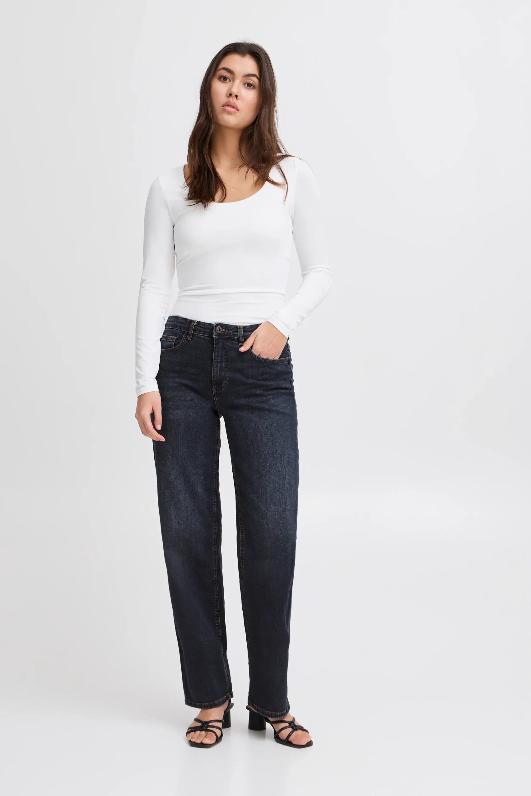 IHTWIGGY Jeans