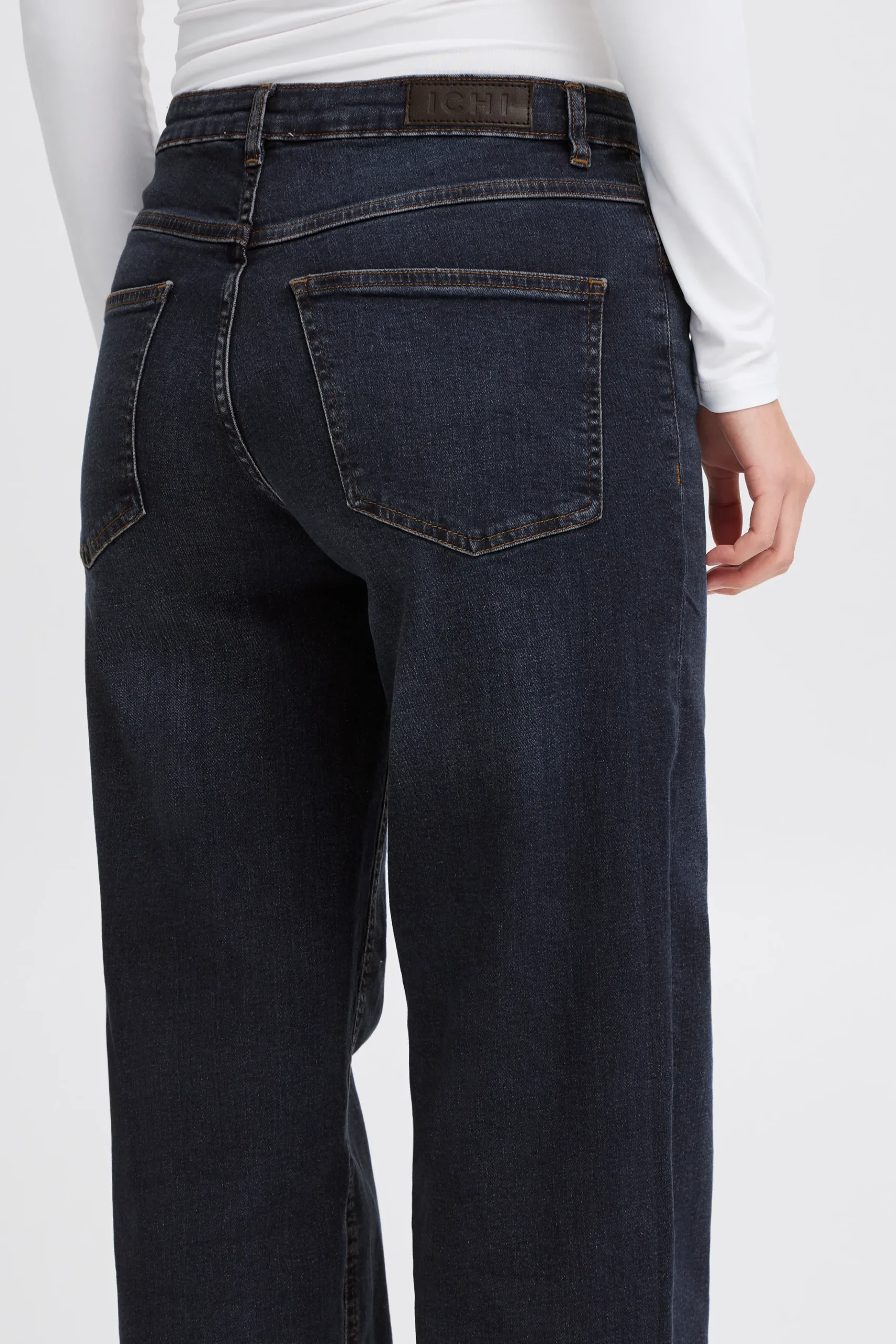 IHTWIGGY Jeans