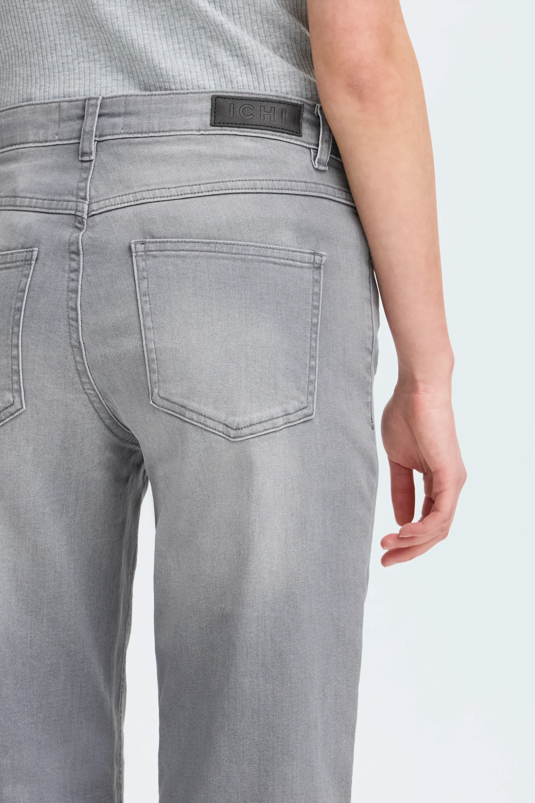 IHTWIGGY Jeans