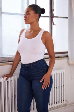 IHZOLA Top