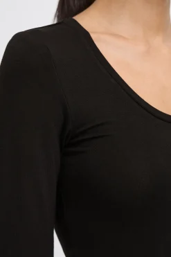 IHZOLA T-shirt