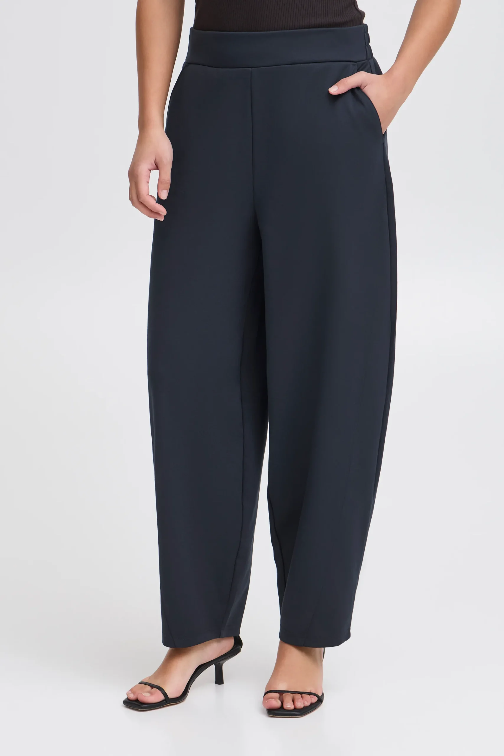 IXKATE BARREL Pantalon