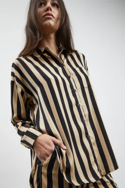 IXNALAN Chemise