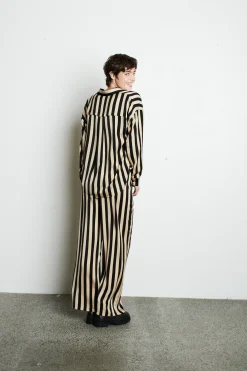 IXNALAN Chemise