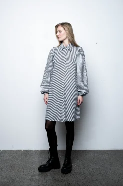 IXSTACY Robe